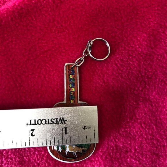 Unique Honduras Wooden Keychain with Honduran Guitar / People Design - Picture 6 of 6